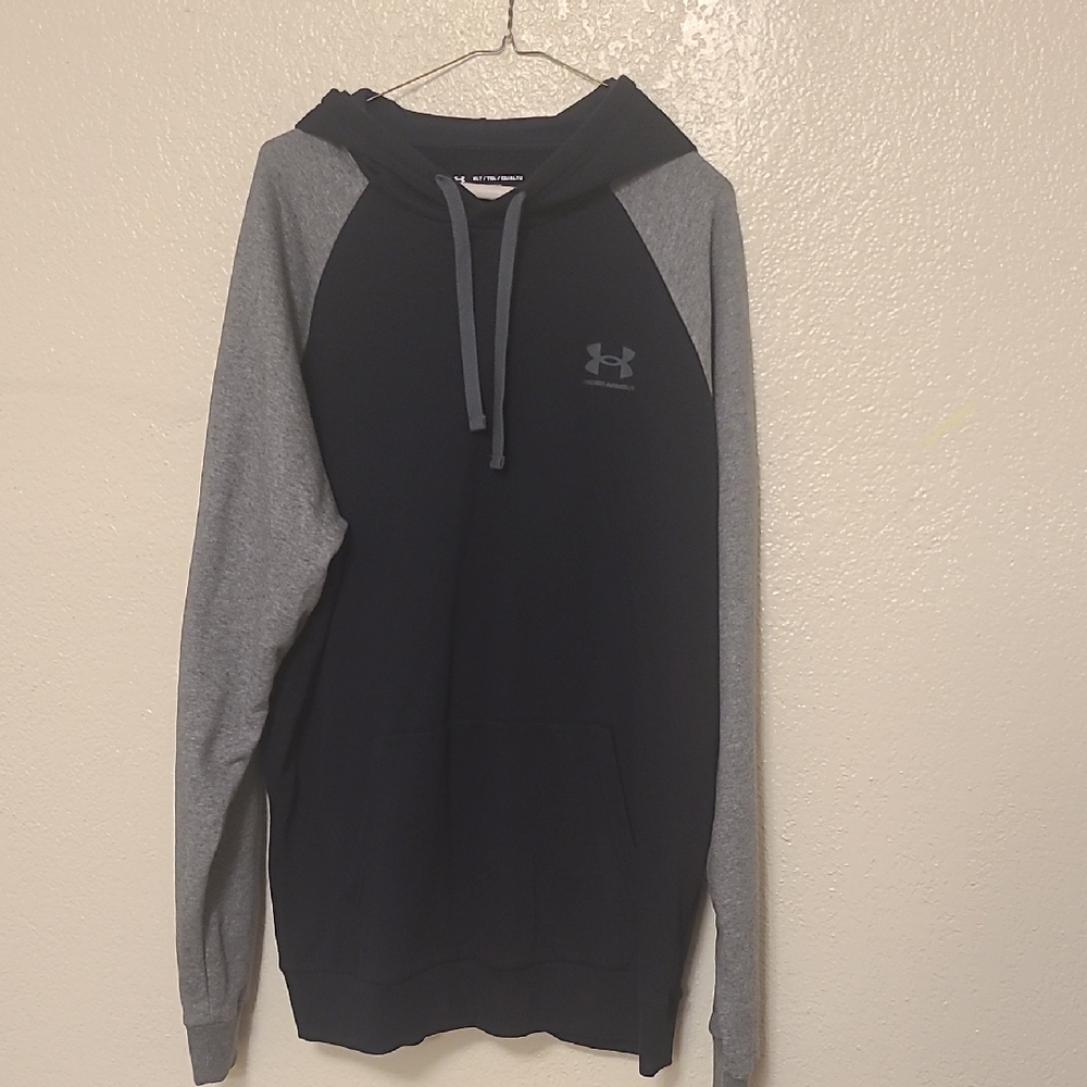 Under Armour Men's Two-Tone Hoodie